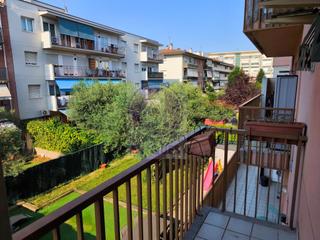 Pis  N/a. Piso  venta girona