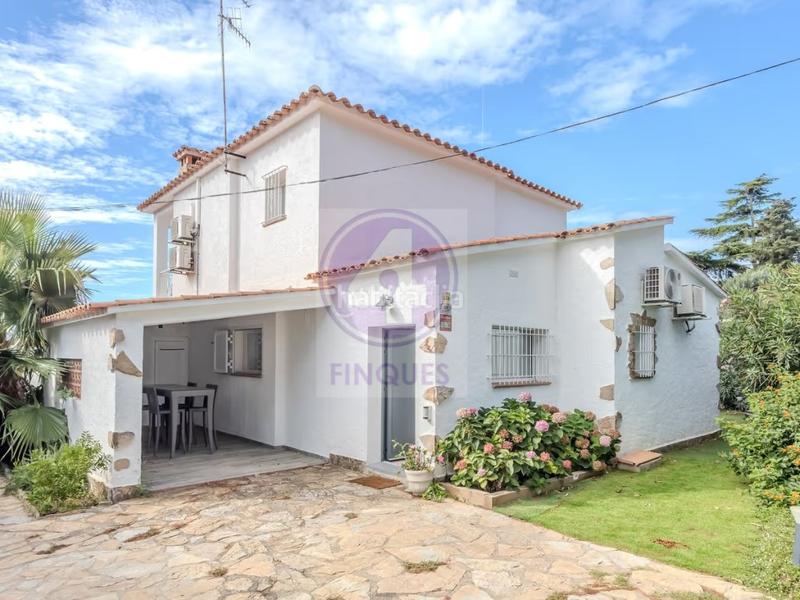 Foto 65ac501c-1315-466e-9ff9-438a7e2d5a59. Casa  con piscina y licencia turistica en Los Pinos-Politur Platja d´Aro