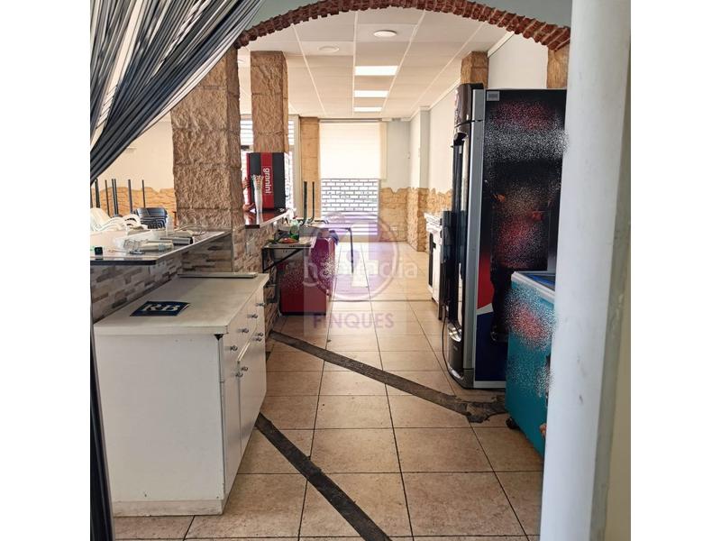 Foto 7d5d63a7-8b2d-49b8-952d-8f7acf1c020c. Miete geschäftsraum in Avinguda Catalunya Palamós