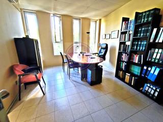 Location Bureau  Avenida castell d'aro. Oficinadespacho