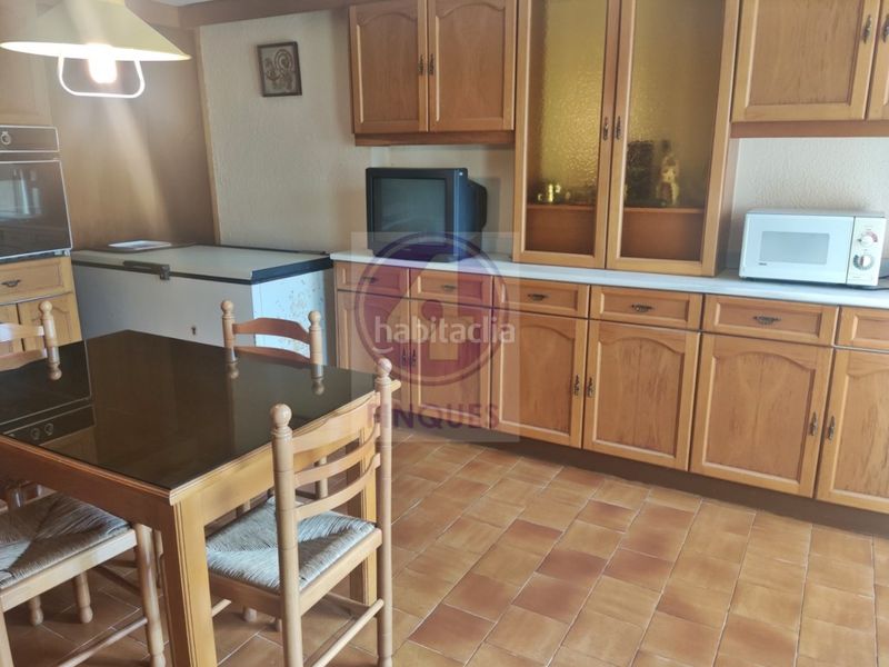 Foto 1fc65e85-b82b-4aa7-950f-688450f07944. Casa amb piscina a Llagostera