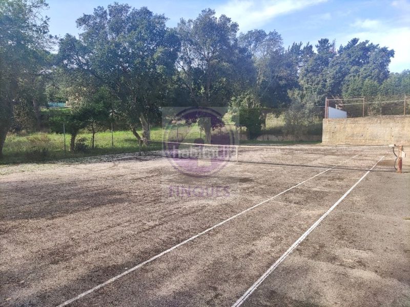 Foto 5042f0a1-655f-4c52-bb86-b2a78ae52c03. Casa amb piscina a Llagostera