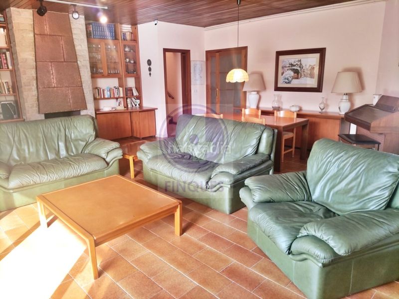 Foto 57be99a7-501f-443f-8fe0-dfd1f2d550c4. Casa amb piscina a Llagostera