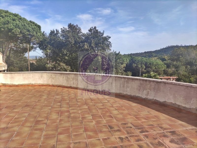 Foto 968bbe2e-5f6c-443d-93a8-5b5ac6be98b3. Casa amb piscina a Llagostera