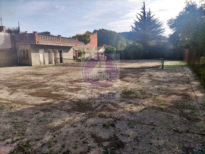 Foto d9602271-00d1-4bd1-a195-0f6b41a67b2c. Casa amb piscina a Llagostera