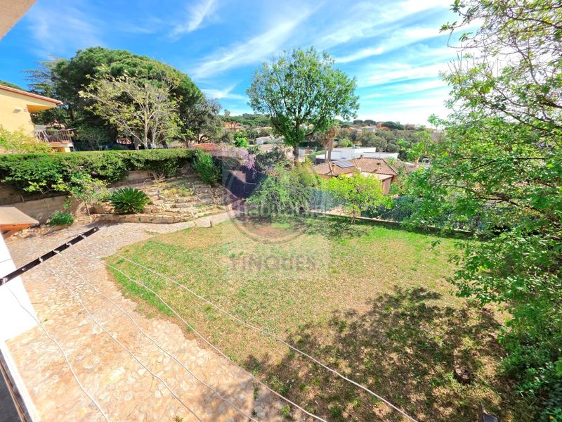 Foto 0dda0cc2-9fa2-4937-b43d-d1a8d7ee00f1. Casa amb aparcament a Cabanyes-Mas Ambrós-Mas Pallí Calonge