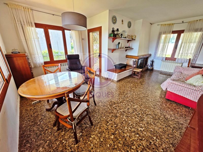 Foto ded5bd57-d115-4f79-88b6-d9bafd8d8c28. Casa amb aparcament a Cabanyes-Mas Ambrós-Mas Pallí Calonge