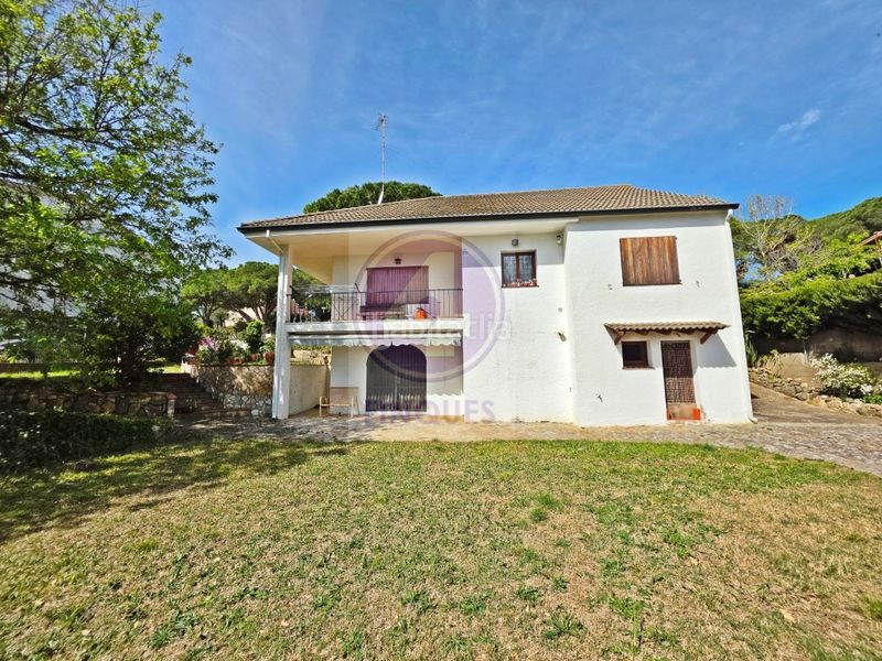 Foto ac690e87-598c-4741-ae72-799c9953c0d1. Casa amb aparcament a Cabanyes-Mas Ambrós-Mas Pallí Calonge