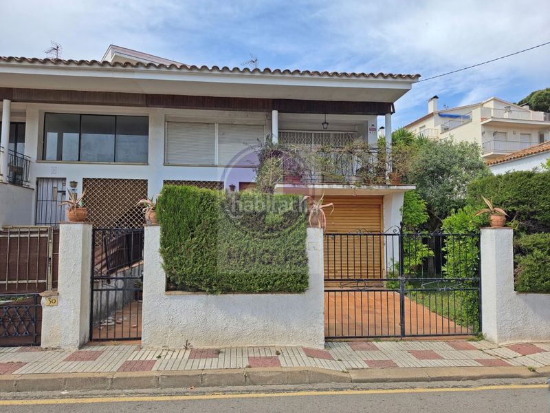 Foto 20666f99-36f7-4557-bb90-3731c1b63ecd. Towny house with parking in Fenals Platja d´Aro