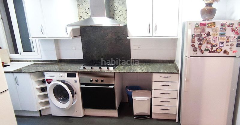 Foto 08897102-b0fe-409a-9d0d-c31b77160629. Piso en Sant Antoni Barcelona