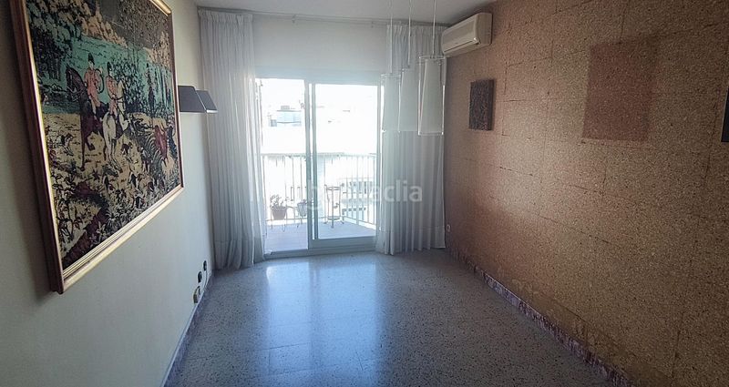 Foto a9075ec9-e598-475e-b26c-382f58d567bf. Piso en Sant Antoni Barcelona