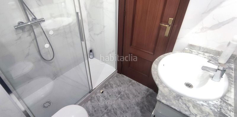 Foto b9f6f0d9-c8a4-4755-95c7-5ecb6c07a397. Piso en Sant Antoni Barcelona