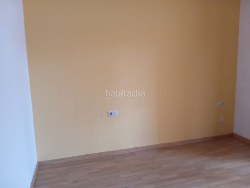 Foto 895f8ec8-18b0-4ea3-a66e-eb99cb4512f6. Rent flat in Nucli Antic Cunit