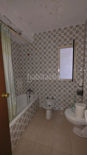 Foto 1e3e5350-8b11-4e43-a7e2-b8034f361085. Flat with parking pool in los jardines de Marbella - la ermita Marbella