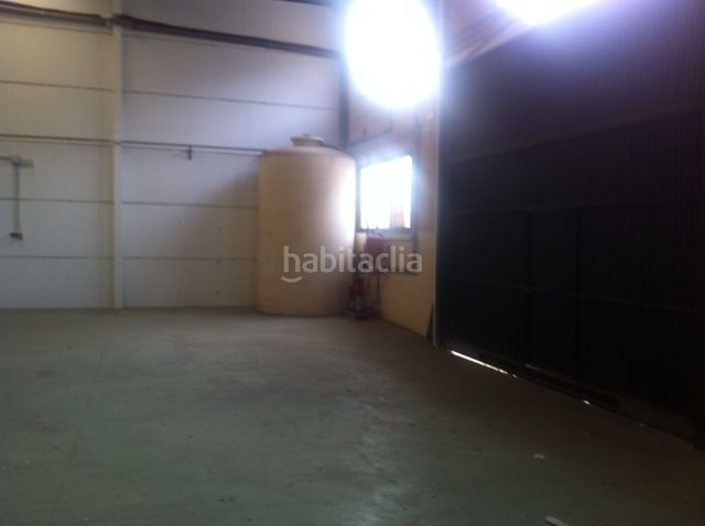 Foto 25cb156e-1aa7-4516-afd9-e4102bc2a0c2. Location bâtiment à usage industriel dans San Pedro de Alcántara Pueblo Marbella