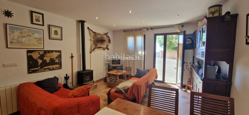 Foto 4563792f-494c-4890-a697-a62fe46d942f. Apartament amb xemeneia calefacció aparcament a Vistabella del Maestrazgo