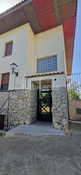 Foto 8997ae10-169e-47c1-b43a-26a6db0e69f1. Apartament amb xemeneia calefacció aparcament a Vistabella del Maestrazgo