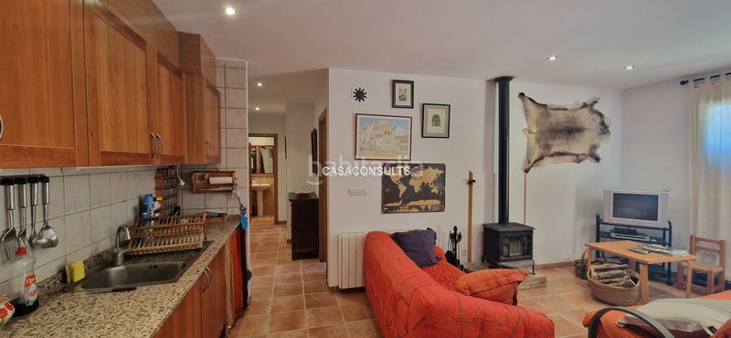 Foto 9d0e3277-881e-4e9c-959e-f926506f512d. Apartament amb xemeneia calefacció aparcament a Vistabella del Maestrazgo