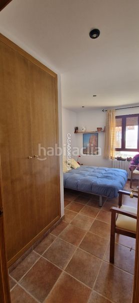 Foto e753cca1-5911-4989-85f2-4d797e2b648d. Apartament amb xemeneia calefacció aparcament a Vistabella del Maestrazgo