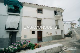 Casa en Llucena / Lucena del Cid. Nw939 � casa de pueblo con encanto rodeada de monta�as