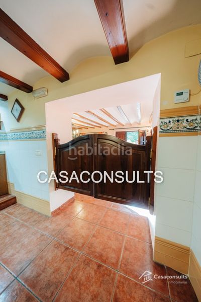 Foto 2a550198-3e56-40ca-80fe-c1a4736c0416. Casale con camino riscaldamento parcheggio piscina in Useres (les)