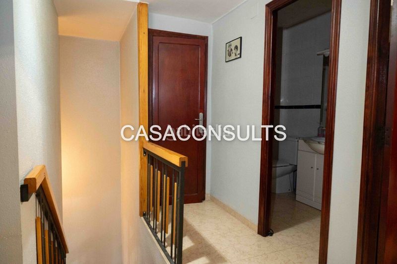 Foto 21790ab8-53c9-4921-9a21-5bf6c902f812. Casa amb calefacció a Coves de Vinromà (les)