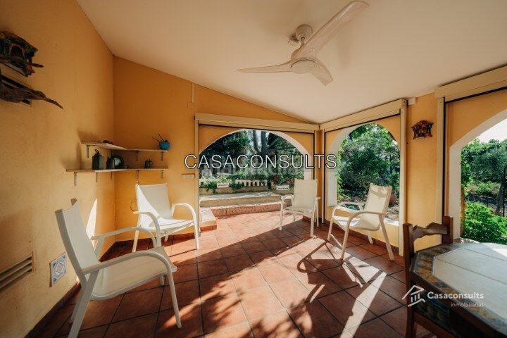 Foto 6dade479-8855-47b7-8bcd-819e01a3ab1d. Casa amb xemeneia calefacció aparcament piscina a Sierra Engarcerán