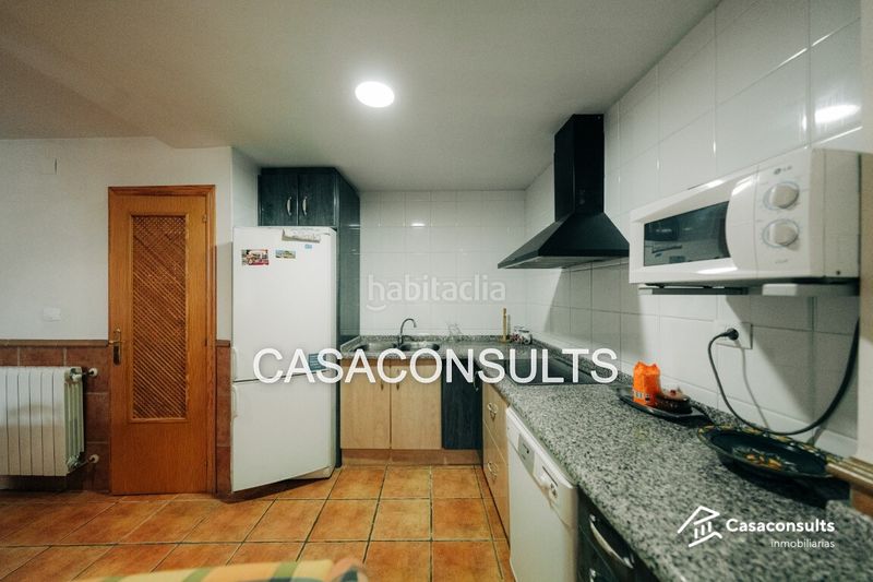 Foto 5a70172f-c34e-40ac-89f3-48b04c465907. Casa amb xemeneia calefacció a Sierra Engarcerán