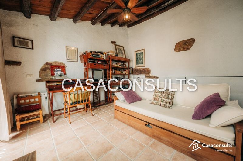 Foto 8b912822-be91-4d0c-9fb1-e51ad5573e5f. Casa amb xemeneia calefacció a Vilafamés