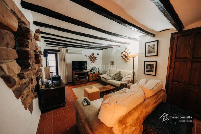 Foto d26f2168-a256-414a-a6c3-b612e629d240. Casa amb xemeneia calefacció a Vilafamés
