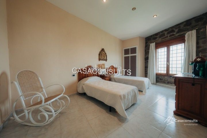 Foto bc1204fa-e4e3-4714-8808-f100c5eb5835. Casa amb xemeneia calefacció a Vilafamés