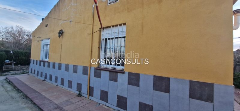 Foto a9bb84fc-d641-432c-b77b-cdee1b60a0f5. Masia amb aparcament a Vilafamés