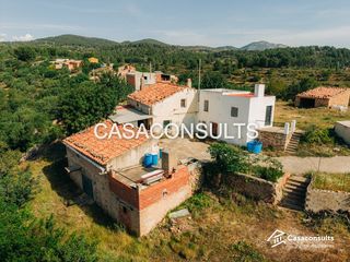Masia a Atzeneta del Maestrat. Nw936 – conjunto de masias con encanto