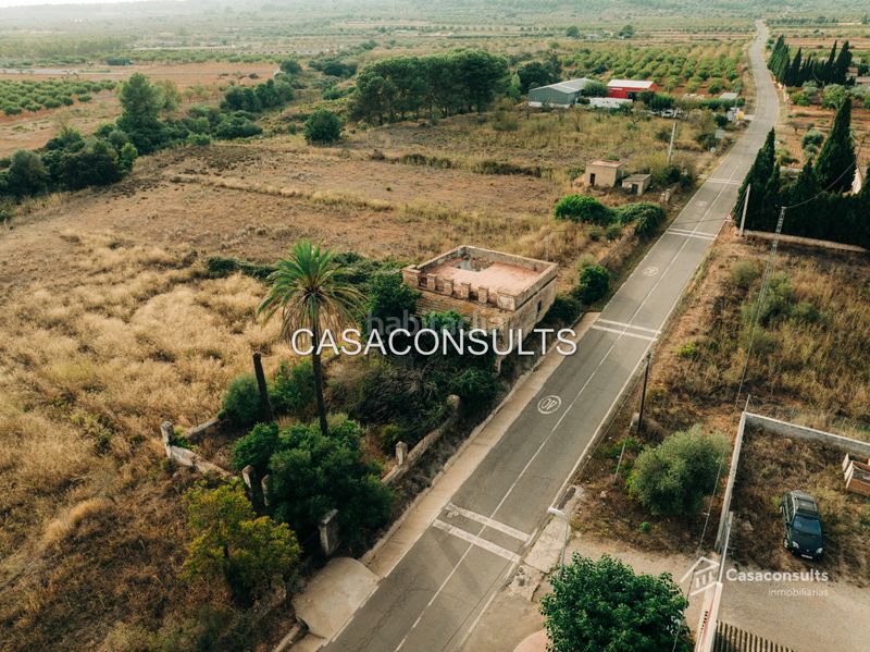 Foto beed8968-963c-4784-8429-356a65019763. Masia amb aparcament a Benlloc