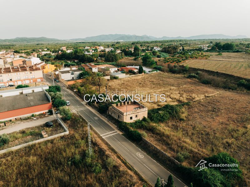 Foto e3bd8825-f3bb-46b8-8894-0a6ee6c3d8f0. Masia amb aparcament a Benlloc