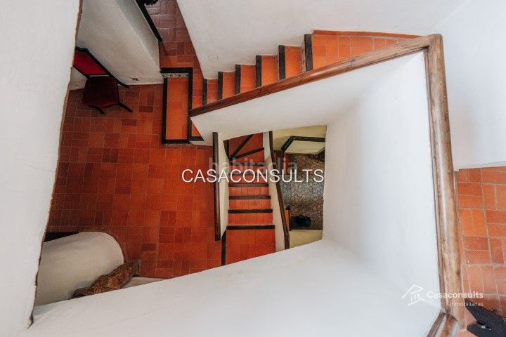 Foto a449ef3b-09b4-4729-8b62-22e9f4fa5c6c. Casa con camino in Vilafamés