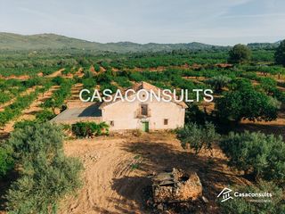 Masia a Useres (les)