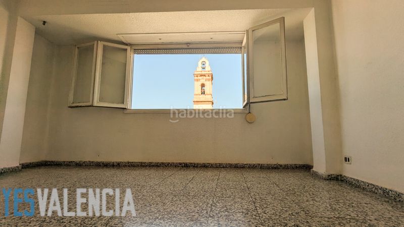 Foto 02a3e051-6409-4c0c-bb4d-3349e9ca145e. Àtic a Ayuntamiento - El Salvador Godella