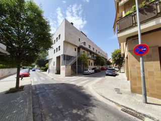 Parking voiture  Carrer de santa rosa 22. Parking + trastero en sta. rosa