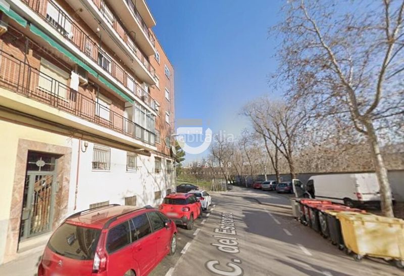 Foto b956c0af-4e3f-4aa5-9937-487584a11702. Pis amb aparcament a Los Rosales Madrid