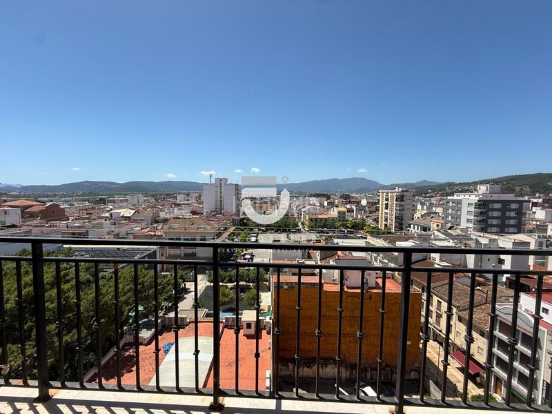 Foto 0bedaa17-429a-4d16-ad36-072e32a8eea3. Pis a Centro Histórico Gandia