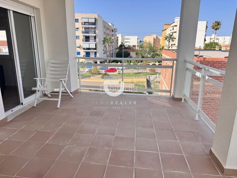 Foto 32136a8a-89c4-4a76-83e3-e4bd118f33e2. Ático  en playa en Miramar