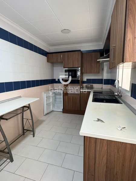 Foto 40f267ec-8f65-41c6-b0ea-4b4326b6adbd. Casa amb aparcament a Sueca Sueca