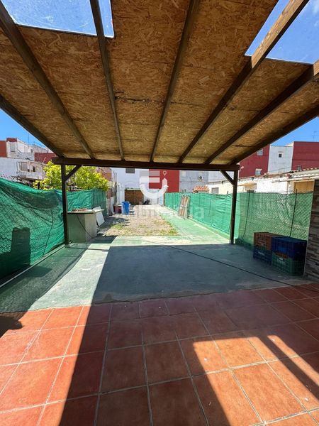 Foto 41330fda-8087-4234-9fa6-5d3f8f41f48a. Casa amb aparcament a Sueca Sueca