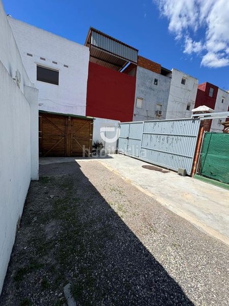 Foto a3ba745c-9859-46db-901f-d24cf35c44db. Casa amb aparcament a Sueca Sueca