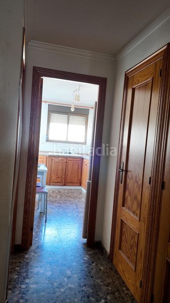 Foto 5822b251-7c23-4a7f-b310-e42fc602531f. Pis a Oliva pueblo Oliva