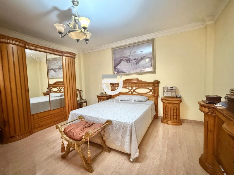 Foto 530ac090-4642-48ff-b74f-852c1a29e7df. Chalet casa en Oliva pueblo Oliva