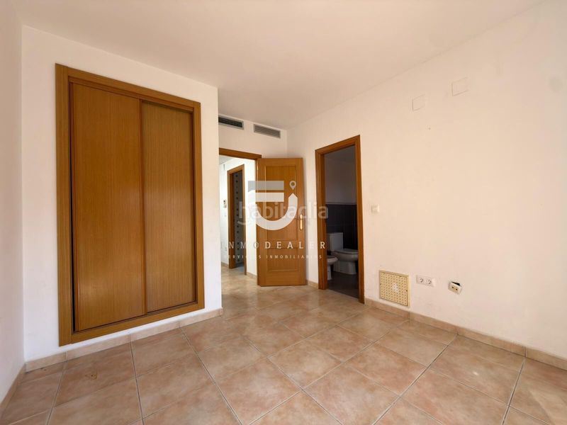 Foto 917d5da9-0593-420a-8665-6b792d23a244. Casa amb aparcament piscina a Sanet y Negrals