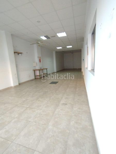 Foto 4be18a69-d21d-49e1-bce3-27d5dd7c43df. Local comercial a Vilallonga / Villalonga