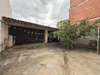 Maison  9 d'octubre. Casa reformada con gran patio y dos plantas diáfanas en benicole